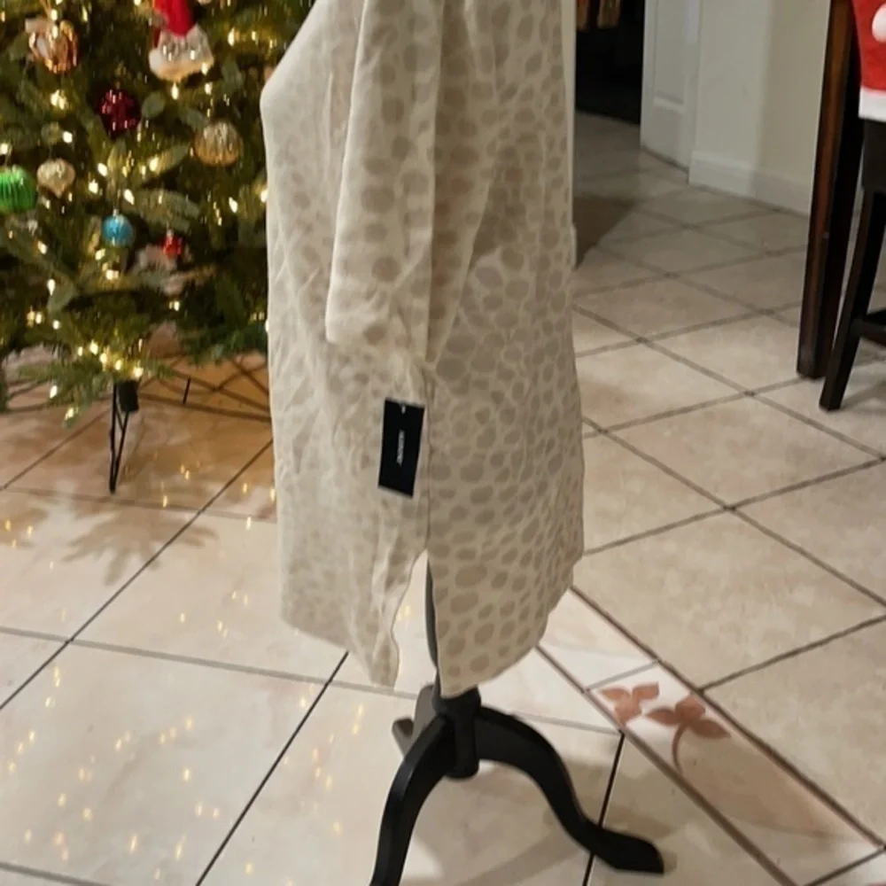 MSRP $70 Alfani Printed Crewneck Sweater Beige Size Medium - Picture 3 of 5